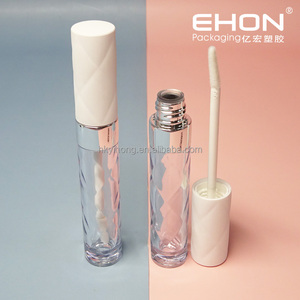 Cute 7.8ml <b>Plastic</b> Lipgloss Tube with Hot Stamped Water Ripple and Diamond Lines Surface Screw <b>Cap</b> Liquid Lip Glaze Container - Product Image 1