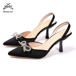 Zapatos de tacón alto para mujer, sandalias de tacón medio-<span class=keywords><strong>bajo</strong></span> con lazo fino y diseño sin cordones, estilo mule y slingback - Product Image 2