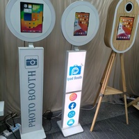 Photomaton miroir de haute qualité avec écran tactile 65 pouces, flash DSLR et impression instantanée pour appareils photo et smartphones, idéal pour les fêtes