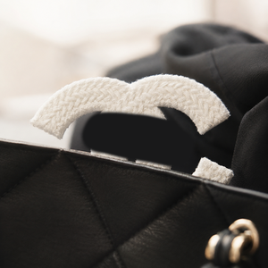 Écussons brodés de luxe avec logo C entrelacé, prêts à être expédiés, pour vestes de boutique et patchs de créateur - Product Image 1