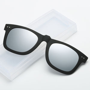 Nuevas Gafas de Sol de Diseñador al por Mayor, Gafas de Sol Polarizadas con Clip para Conducir de Noche, Deportivas y a la Moda - Product Image 2