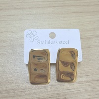 Set Anting Tusuk Lapis Emas Stainless Steel untuk Wanita Desain Bintang Laut, Kerang, Hati, dan Bunga, Tahan Air, Hipoalergenik