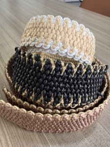 Ribete trenzado de encaje personalizado al por mayor con hilo de rayón/poliéster y purpurina para vestidos y zapatos de moda musulmana - Product Image 1