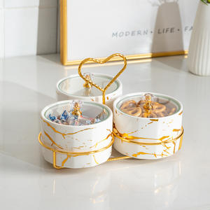 Plateau <span class=keywords><strong>en</strong></span> céramique créatif de style europé<span class=keywords><strong>en</strong></span> Assiette à collation portable avec couvercle <span class=keywords><strong>en</strong></span> <span class=keywords><strong>verre</strong></span> pour le thé de l'après-midi, gâteau, fruits, ustensiles de cuisine - Product Image 6