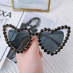 2025 nuevo diseñador Bling Rhinestone gafas de sol llegadas de lujo gafas efecto Rosa corazón diamante gafas de sol para mujeres - Product Image 2