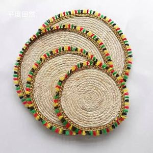 Thick Heat Resistant Woven Straw Pot Holder Non-slip Eco-Friendly Handmade Kitchen Countertop Protector Mat Braided Natural - Product Image 1