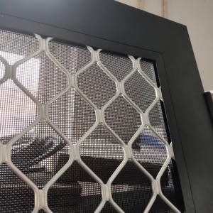 Serrure à crochet à <span class=keywords><strong>3</strong></span> <span class=keywords><strong>points</strong></span> combinant une calandre diamantée en aluminium et une <span class=keywords><strong>porte</strong></span> moustiquaire de sécurité en acier inoxydable 304 316 pour l'extérieur - Product Image 5