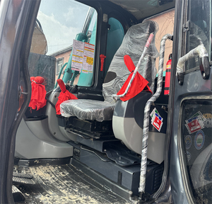 99% nouveau 7 tonnes Kobelco SK75 pelle japon utilisé d'occasion petit moteur d'origine pompe à moteur EPA CE - Product Image 5