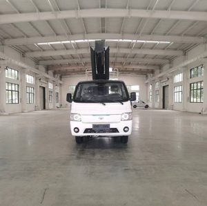YIWEI 4.5 Ton Caminhão Plataforma De Trabalho Aéreo Elétrico Personalizado Nova Energia Bucket Lift Truck - Product Image 2