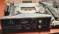 Carte mère de bureau Gigabyte TRX40 AORUS PRO WIFI6 d'occasion avec prise en charge SATA pour AMD Threadripper série 3000 DDR4