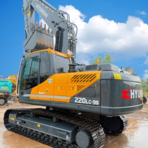 อะไหล่ใหม่ 95% รถขุดไฮดรอลิกแบบตีนตะขาบ Hyundai 220LC-9S รับประกัน 1 ปี รถขุดมือสอง Hyundai 220-9S 220-9 220 215 225 305LC-9T - Product Image 1
