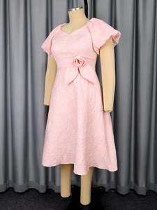 AM050607 elegante manica a sbuffo corta con scollo a V 3D fiore rosa Jacquard a linea rosa abito Casual da donna <span class=keywords><strong>Midi</strong></span> - Product Image 5