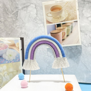 Topper de pastel de <span class=keywords><strong>cumpleaños</strong></span> de arcoíris bohemio, cuerda de algodón tejida <span class=keywords><strong>a</strong></span> <span class=keywords><strong>mano</strong></span>, Topper para hornear pasteles de fiesta - Product Image 2