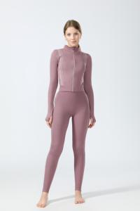 Ensemble Sportif Trois Pièces Personnalisé par le Fabricant, Doux 85% Nylon 5% Spandex, Dos en O pour Jogging - Product Image 3