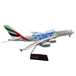 Modèle d'<span class=keywords><strong>avion</strong></span> décoratif Airbus A380 EXPO 2020 DUBAI EAU à l'échelle 1:160 (46 cm) avec impression de logo personnalisé, en vente - Product Image 6