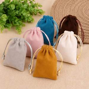 Bolsas de Terciopelo Personalizadas al por Mayor con Logotipo, Bolsas de Terciopelo con Cordón para Joyería, para Regalo - Product Image 4