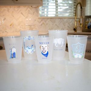 Vasos de Plástico Esmerilado Personalizados con Logotipo a Todo Color, Irrompibles, para Bodas, Fiestas y Eventos - Product Image 1