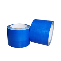 Ruban de bâche auto-adhésif résistant à l'usure Adhésif acrylique thermofusible sensible à la pression simple face pour réparer les patchs de bâche