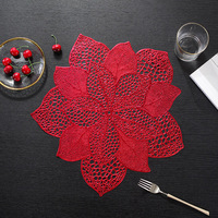 Womei JH8126 Sets de table classiques en PVC écologique, design rond avec fleurs et motifs métalliques, pour la décoration de table de Noël, de mariage ou de dîner