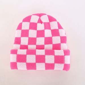 Chapeau beanie unisexe tendance, chapeau beanie en acrylique brodé, chapeau beanie en tricot, chapeau beanie en laine brodée - Product Image 2