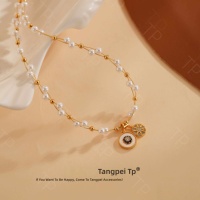 Kalung Liontin Wanita Tang Pei TP Desain Mutiara Imitasi Berlapis Emas 24K, Model Mutiara Berlapis, Koleksi Terbaru Musim Semi, Bahan Alloy, Multi-Layer, Cocok untuk Hadiah