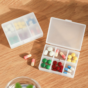 Étui de rangement pour pilules Cotton Road avec compartiments pour la distribution portable de médicaments et la protection contre l'humidité - Product Image 4