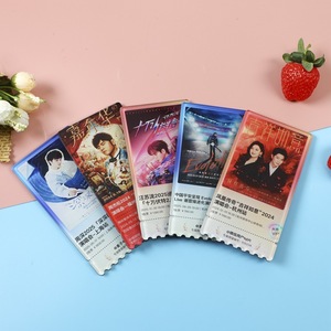 Llaveros acrílicos con efecto arena movediza, tarjetas transparentes personalizables, soportes de escritorio para anime y videojuegos - Product Image 1