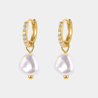 Vente en gros de bijoux élégants à la mode INS, argent sterling 925 plaqué or 18 carats, boucles d'oreilles pendantes en fausses perles pour femmes