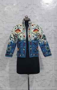 Chaqueta suzani tie dye con bordado Suzani, chaqueta larga para mujer, estilo bohemio, gitano, crewel, ideal para primavera, festivales, regalo especial. - Product Image 3