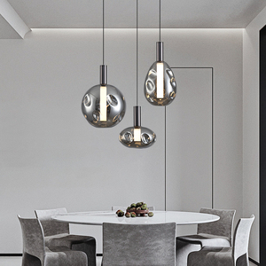 Moderna <span class=keywords><strong>lampada</strong></span> <span class=keywords><strong>a</strong></span> <span class=keywords><strong>sospensione</strong></span> <span class=keywords><strong>a</strong></span> LED caldo bianco fumoso <span class=keywords><strong>paralume</strong></span> in vetro grigio per casa Hotel Villa arredamento ferro per Bar ristorante - Product Image 1