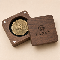 Boîte en bois de noyer personnalisée, boîte à monnaie en noyer noir massif avec couvercle magnétique, emballage cadeau de luxe fait main, vente en gros