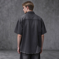 Chemise en jean noir à ourlet brut, coupe oversize, manches courtes, patchwork, boutonnée, streetwear, personnalisée pour homme