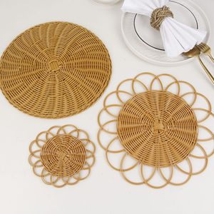 Sottopiatto Floreale di Lusso Fatto a Mano, Tovaglietta in Rattan Naturale a Forma di Fiore, Materiale Premium in Rattan Naturale - Product Image 6