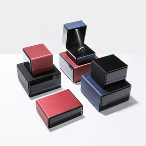 Luxury Black Custom Ring Necklace Pendant Bracelet Earring Watch Led Light Leather Velvet Jewelry Box Packaging With Logo