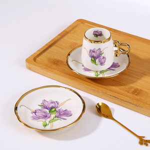 Ensemble de tasses et soucoupes en <span class=keywords><strong>porcelaine</strong></span> florale élégante et luxueuse avec logo personnalisé respectueux de l'environnement - Cadeau d'entreprise - Product Image 5