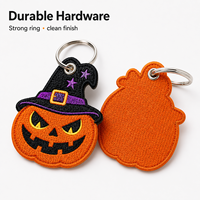 Llaveros Personalizados de Calabaza de Halloween Bordados, Llaveros de Tela Personalizados para Bolsos y Mochilas, Proveedor de Artículos Promocionales