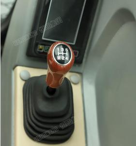8吨轮式挖掘机，带橡胶轮胎 - Product Image 4