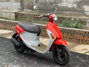 <span class=keywords><strong>Scooter</strong></span> à essence miniature d'origine japonaise <span class=keywords><strong>Suzuki</strong></span> 50cc 4 temps EFI, deux tons, style vintage, cyclomoteur à faible consommation de carburant, moto de ville - Product Image 1