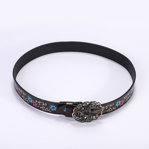 Cintura Vintage Retrò in Pelle PU Nera con Fibbia a Farfalla in Lega Dorata e Dettagli in Cristallo per Donna - Product Image 1