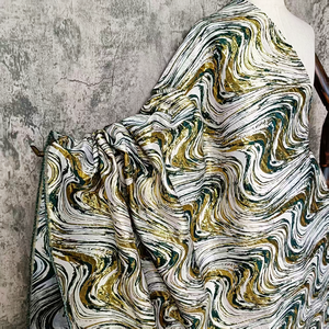 Robe en <span class=keywords><strong>tissu</strong></span> jacquard fil doré avec ondulation de l'eau soulagement tridimensionnel étincelant <span class=keywords><strong>pour</strong></span> jupes sacs <span class=keywords><strong>tissu</strong></span> de créateur - Product Image 6