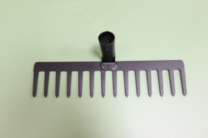 <span class=keywords><strong>Râteau</strong></span> <span class=keywords><strong>à</strong></span> <span class=keywords><strong>foin</strong></span> NEWMAN rouge <span class=keywords><strong>en</strong></span> acier inoxydable avec manche <span class=keywords><strong>en</strong></span> <span class=keywords><strong>bois</strong></span>, 14 dents, longueur des dents de 5 cm, garantie de 3 ans, meilleur prix - Product Image 4