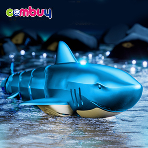 Simulation télécommande <span class=keywords><strong>robot</strong></span> <span class=keywords><strong>requin</strong></span> natation eau jouant rc bateau de pêche jouets - Product Image 6