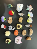 Porte-clés mignon en peluche miniature, pendentif de sac en peluche douce, jouet en peluche de dessin animé