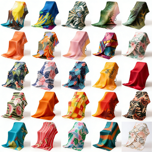 <span class=keywords><strong>Serviette</strong></span> <span class=keywords><strong>de</strong></span> <span class=keywords><strong>plage</strong></span> en microfibre suédée <span class=keywords><strong>grande</strong></span> taille, séchage rapide, sans <span class=keywords><strong>sable</strong></span>, personnalisable avec logo, design gratuit, vente en gros - Product Image 1