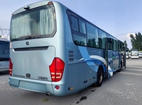 Autocar de tourisme de luxe d'occasion Youtong 65-70 places, presque neuf, pour longs trajets, avec toilettes intégrées et caméra de recul