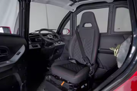 Voiture électrique mini EV5 chinoise à prix fixe, 4 roues, propulsion simple, caméra arrière, sièges en cuir, pour personnes âgées, en vente