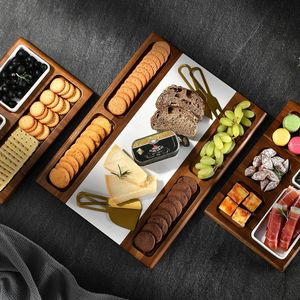 Planche à fromage en bois d'acacia avec compartiments pour servir et déguster - Product Image 2