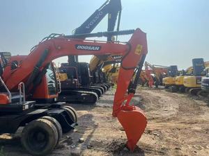 Excavatrice sur pneus d'occasion Doosan DX150w-9c, marque Doosan, modèle DX150w DH150W, 15 tonnes, pour projets de réparation routière - Product Image 5