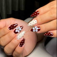 Faux ongles en amande à marque privée, faits à la main, en vrac, à presser, OEM pour salon, fournitures pour techniciennes ongulaires