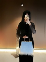 Pochette de soirée longue pour femme avec pompons décoratifs, sac à main rétro à chaîne, sac à bandoulière, pochette à poignée supérieure tendance avec pompons